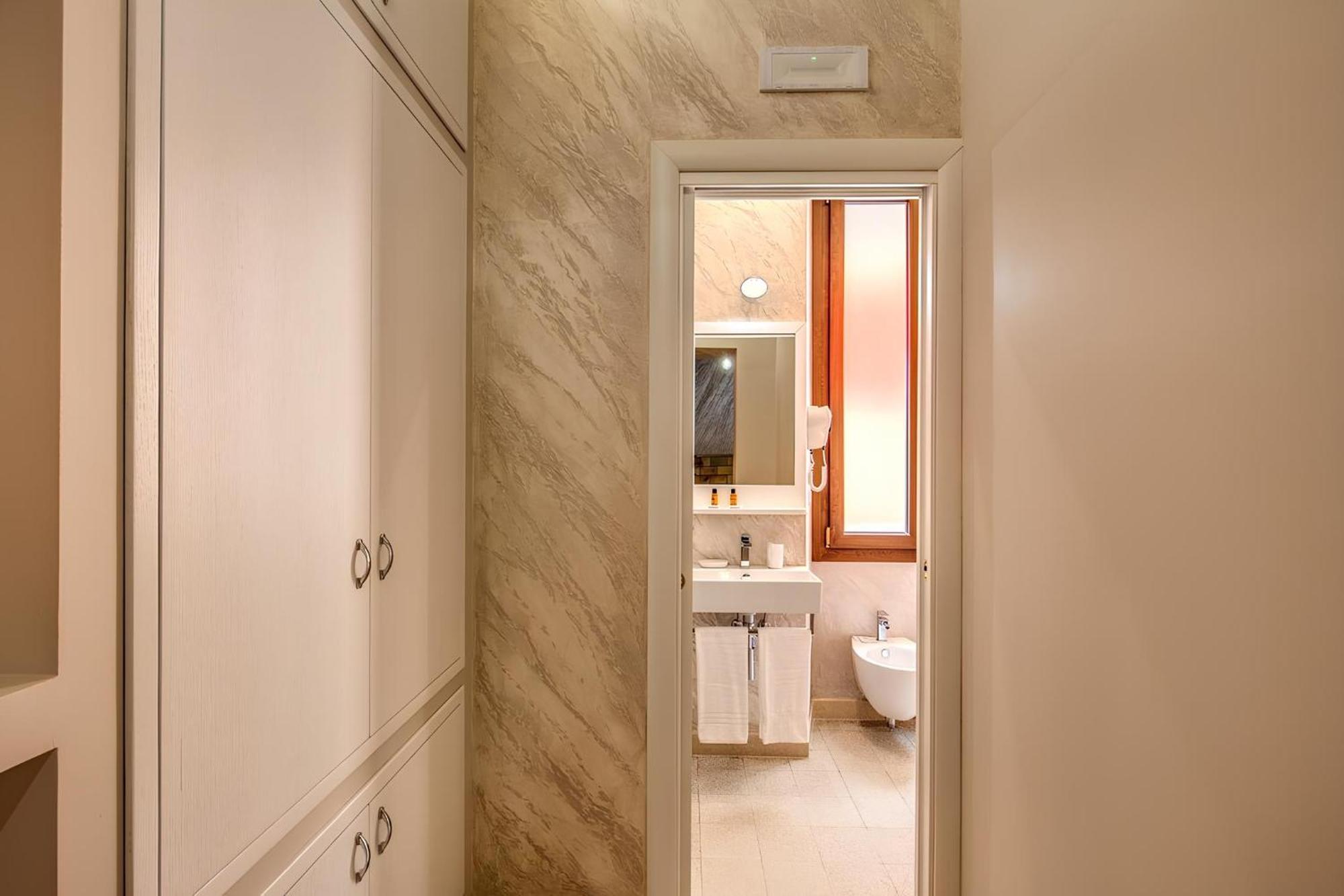 Colosseo Accomodation Room Guest House Róma Kültér fotó